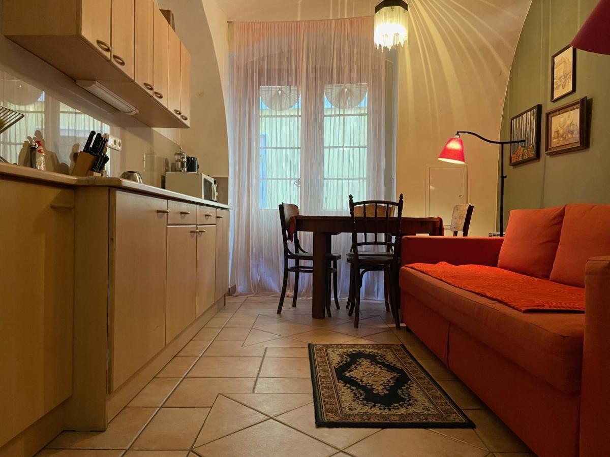 Mala Strana Apartment 1 Prague Luaran gambar