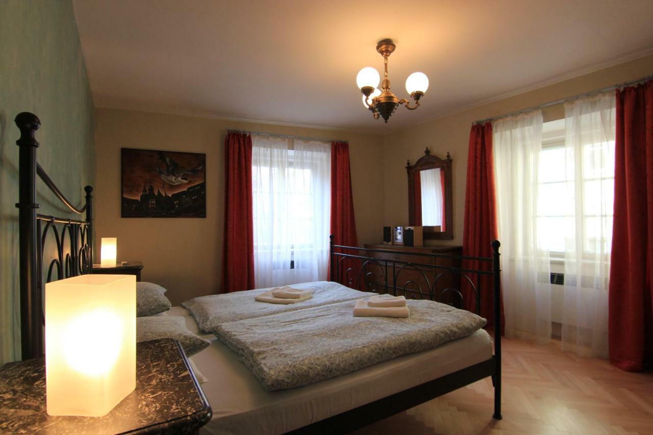 Mala Strana Apartment 1 Prague Luaran gambar