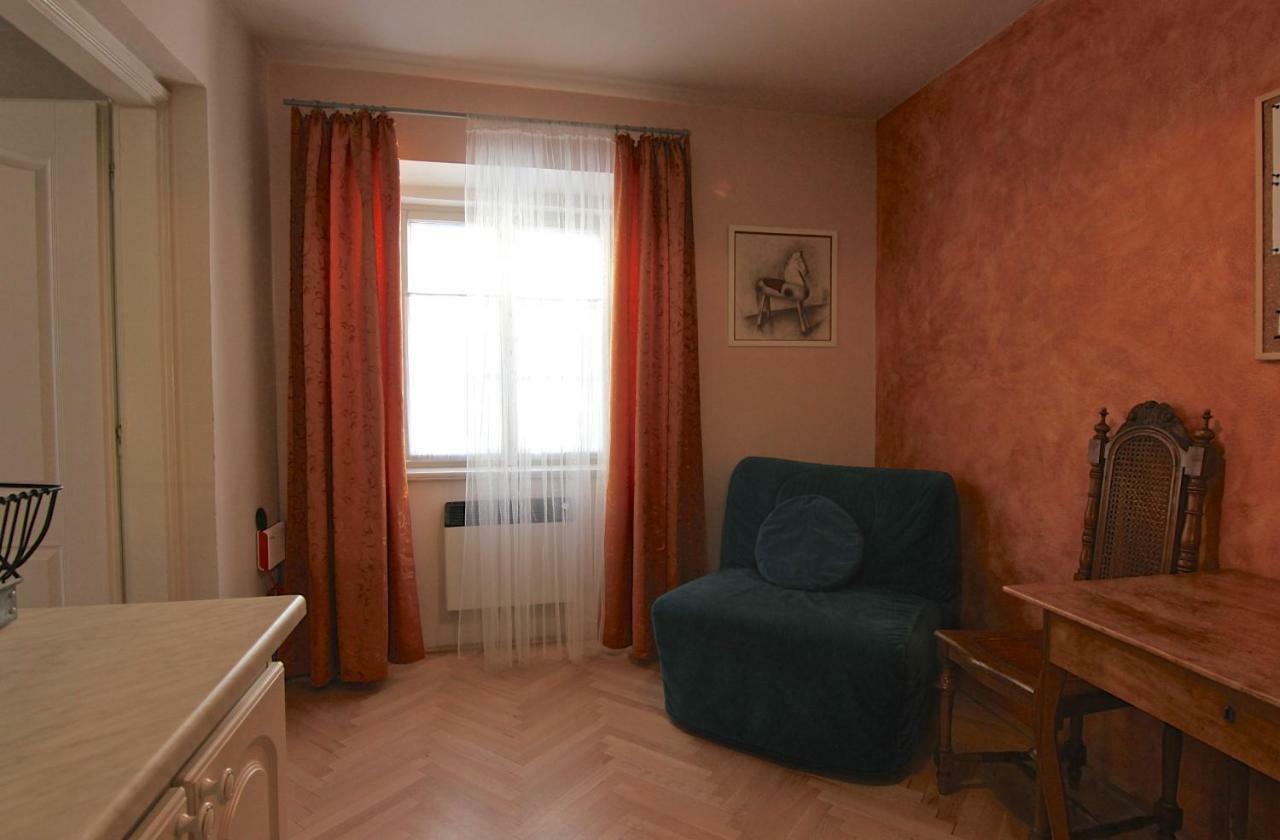 Mala Strana Apartment 1 Prague Luaran gambar